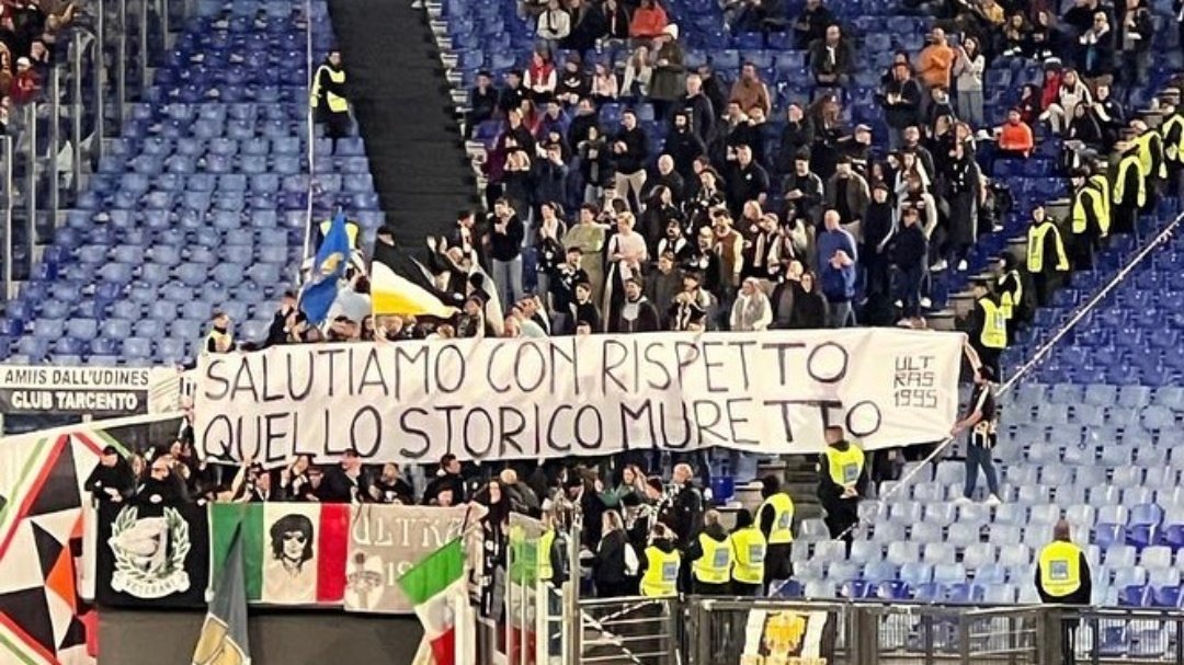 Striscione Udinese
